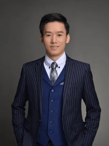 张俊强律师肖像
