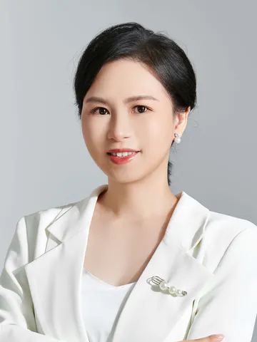 唐苗苗律师肖像