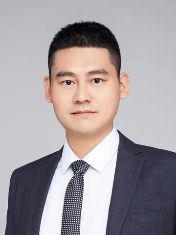 刘庆伟律师肖像