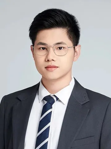 Portrait of Lawyer Huang Yuhao