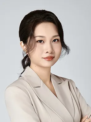 Portrait of Attorney Huang Jie Huan