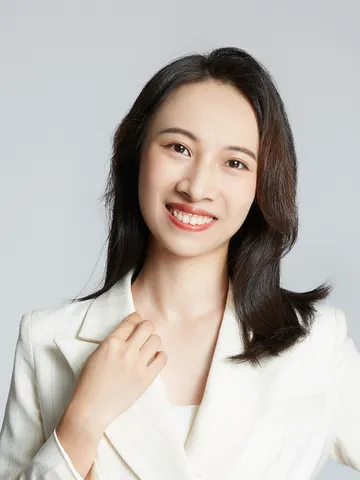 冯方媚律师肖像