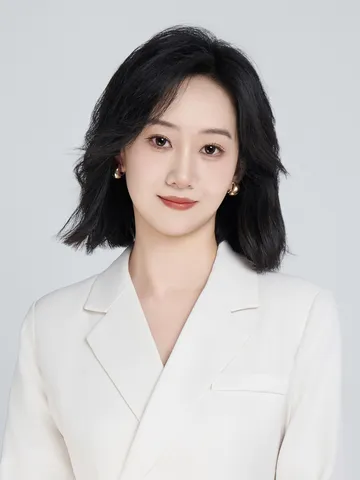 郭梓萱律师肖像